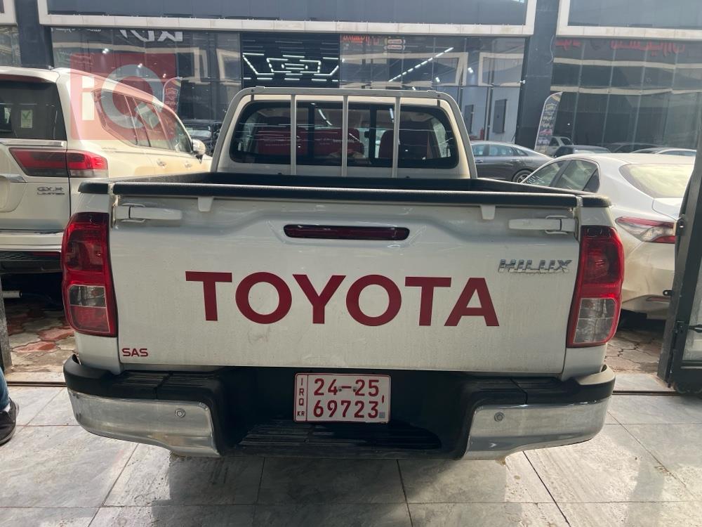 تويوتا هايلوكس